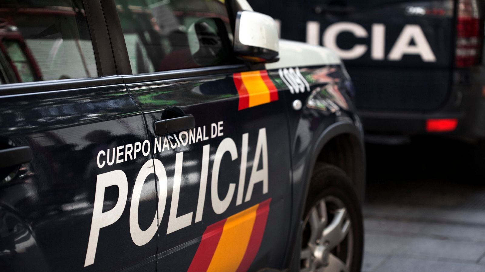 La Policía investiga el robo de un busto de Cervantes en Miranda de Ebro
