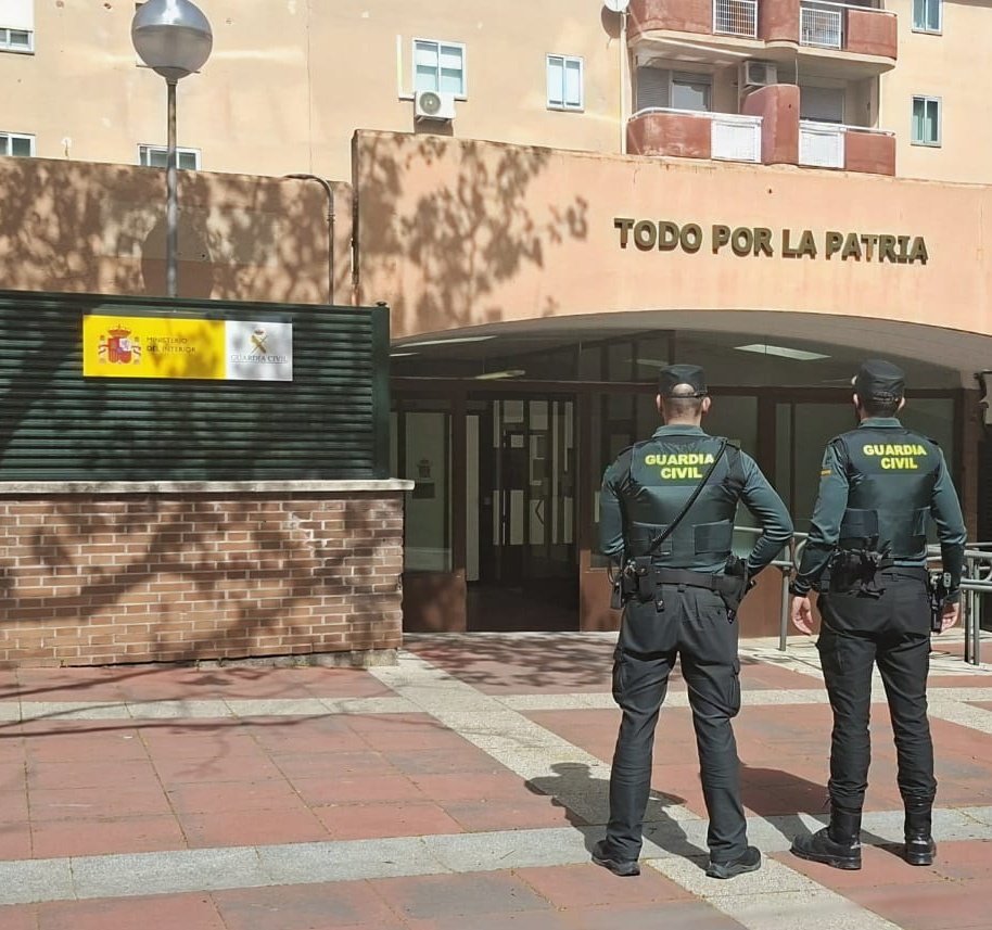 Un guardia civil fuera de servicio recupera 900 euros robados tras una persecución a pie en Tres Cantos