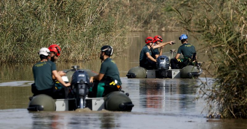 LA GUARDIA CIVIL BUSCA A UN VECINO DESAPARECIDO TRAS CAER AL RÍO GUADALQUIVIR EN MONTORO  Slug