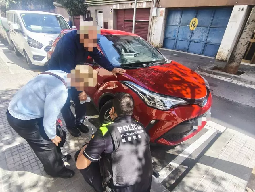 DETENIDOS DOS “FALSOS MECÁNICOS” TRAS INTENTAR ESTAFAR A CONDUCTORES EN SANTA COLOMA